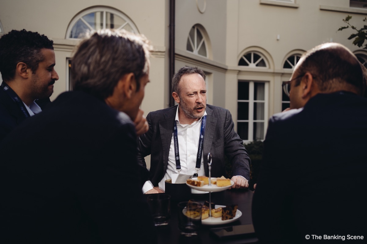 20260910 The Banking Scene 09819