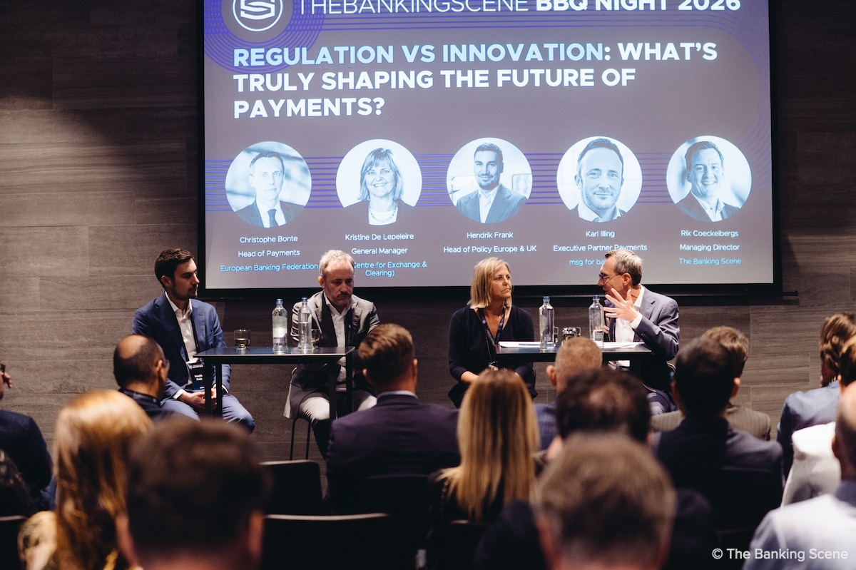 20260910 The Banking Scene 09958