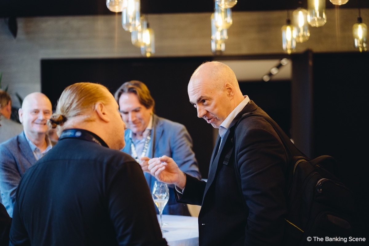 20260910 The Banking Scene 10145